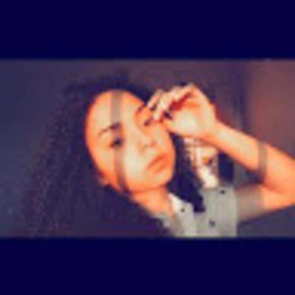 Meet your Posher, Ana